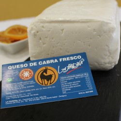 Queso fresco prensado de vaca